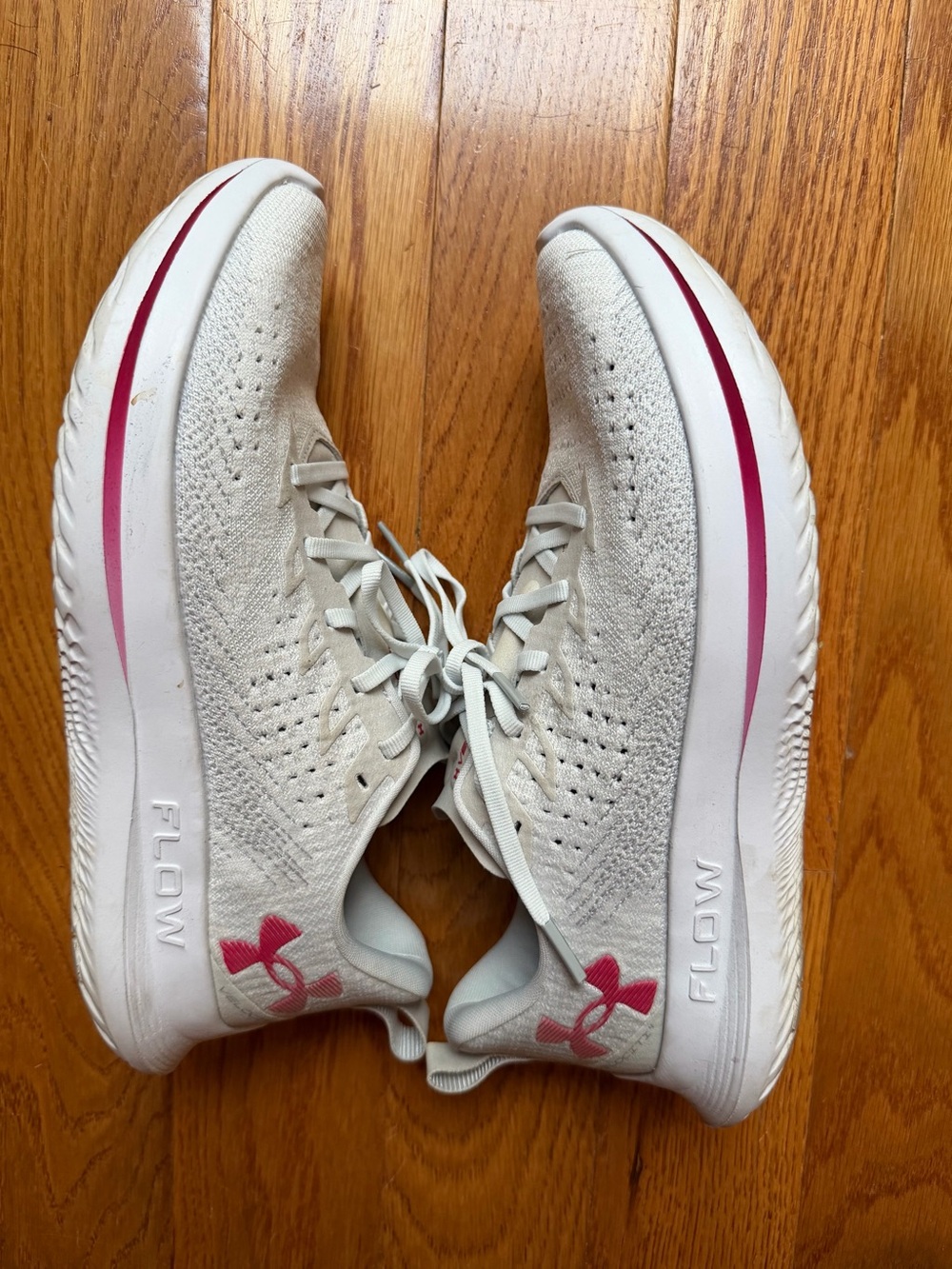UNDER ARMOUR Velociti 4 running shoes